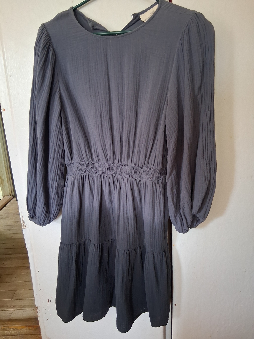Women's Long Sleeve Smocked Waist Midi Dress - Gray